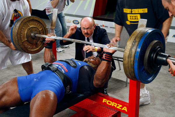 power-lifting benchpress